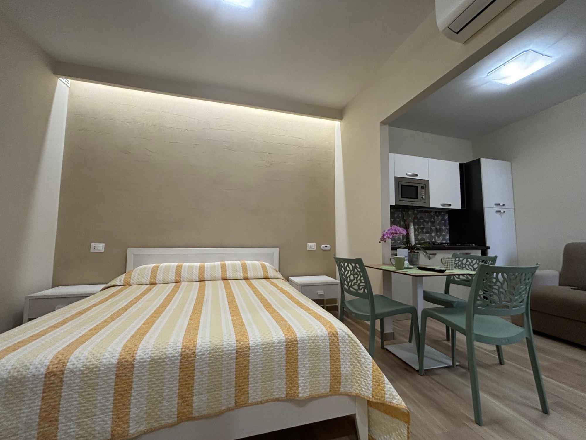 Apartmán Residenza Ferdinando - 40M Dal Mare Pizzo  Exteriér fotografie